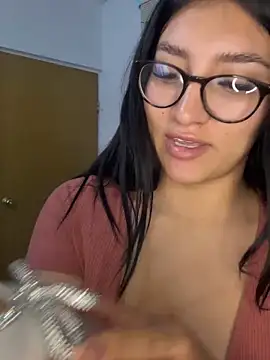 Sexyedith09 online show from April 2, 3:51 pm
