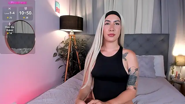 Lauren-Rosse online show from November 16, 9:19 pm