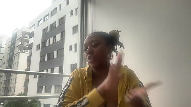 ChocolateCakeQueen online show from January 9, 3:52 pm