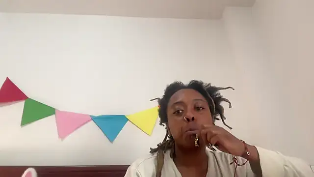 ChocolateCakeQueen online show from November 9, 8:02 pm