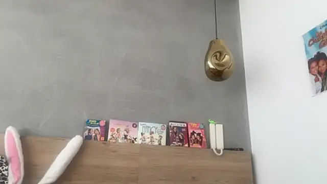 ChocolateCakeQueen online show from June 30, 1:44 pm