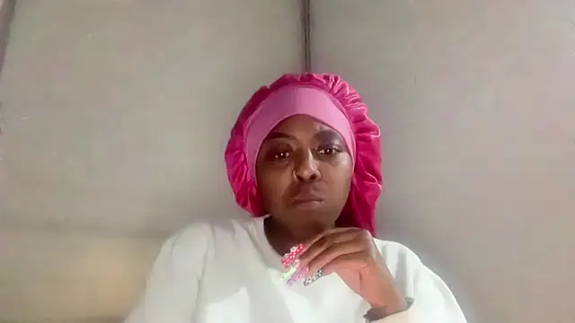 ChocolateCakeQueen online show from January 7, 3:00 am