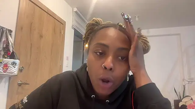 ChocolateCakeQueen online show from October 30, 12:20 am