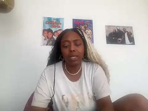ChocolateCakeQueen online show from July 10, 2:50 pm