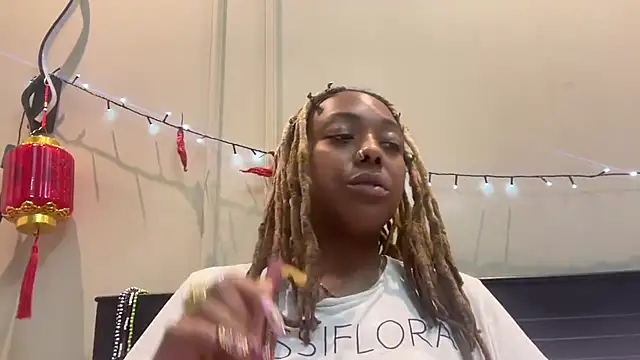 ChocolateCakeQueen online show from March 16, 4:20 am