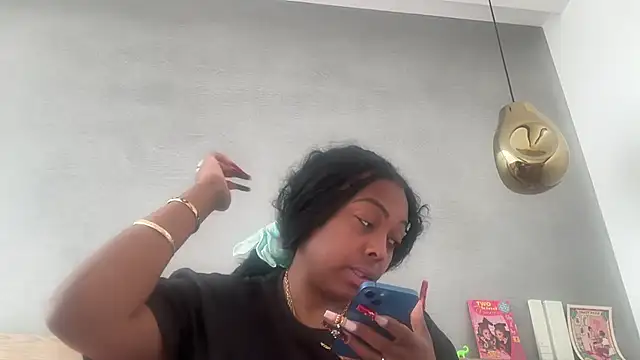 ChocolateCakeQueen online show from April 21, 5:52 pm