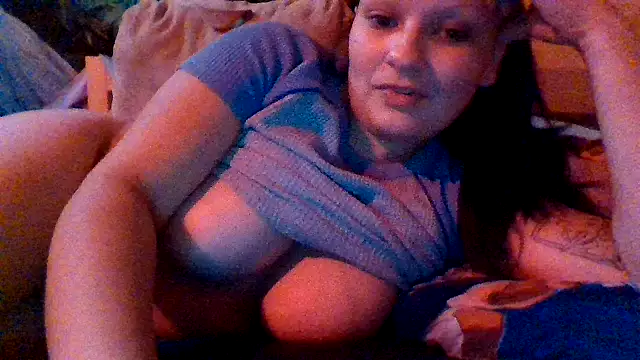 katsmeow710 online show from December 3, 4:20 am