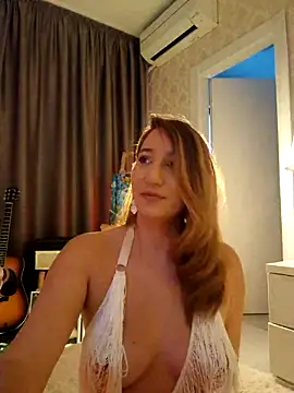 Snapshot of IreneHope chatting on March 12, 3:40 pm IreneHope online show from March 12, 3:40 pm