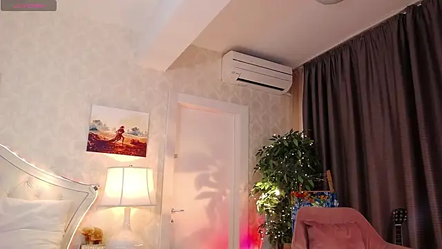 IreneHope online show from March 25, 9:41 am