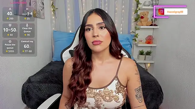 HazzelGray online show from November 9, 2:21 pm