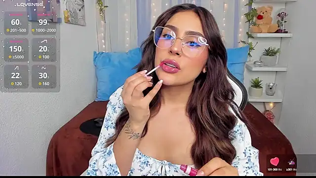 HazzelGray online show from February 11, 3:40 pm