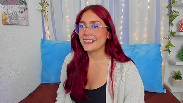 HazzelGray online show from January 10, 2:45 pm