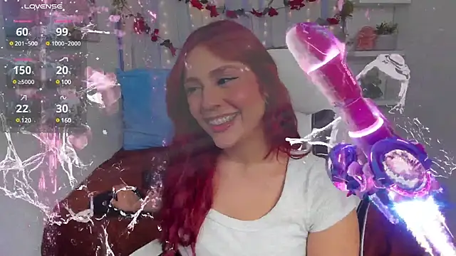 HazzelGray online show from December 17, 6:31 pm