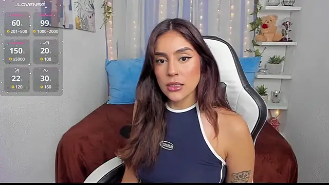 HazzelGray online show from February 20, 4:47 pm