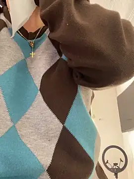 hannahb-e online show from February 2, 4:39 pm