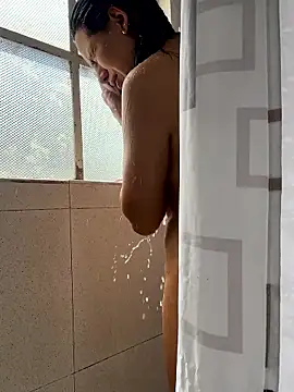 hannahb-e online show from January 7, 4:56 pm