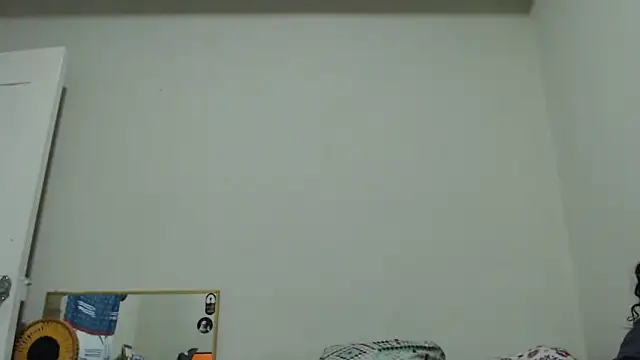 AlinaWoolf  online show from May 18, 2:12 am