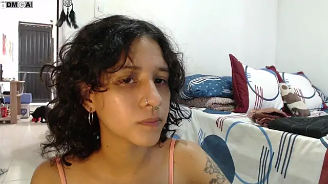 AlinaWoolf  online show from October 31, 4:03 pm