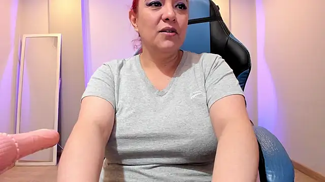 Sammy owens  online show from November 27, 12:16 pm