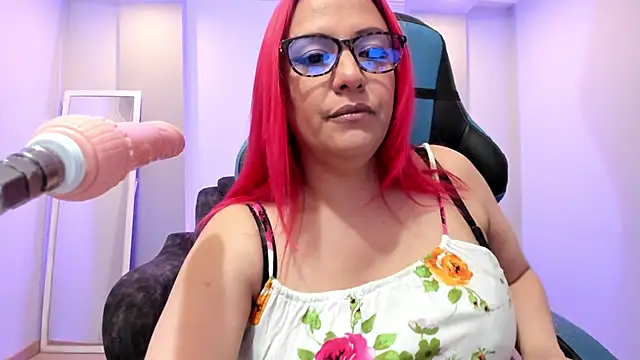 Sammy owens  online show from December 19, 12:29 pm