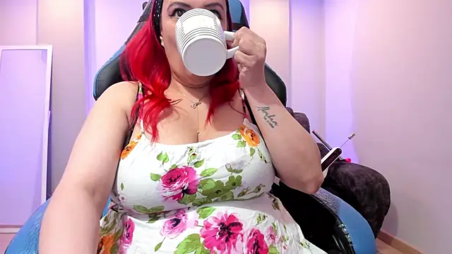 Sammy owens  online show from November 3, 12:20 pm