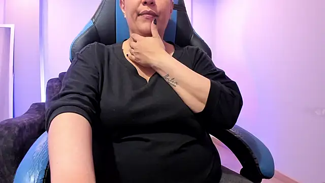 Sammy owens  online show from October 2, 12:19 pm