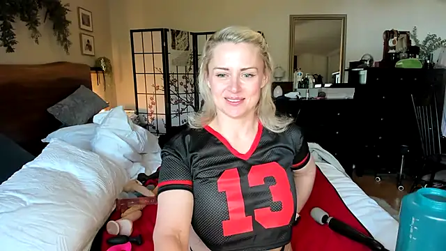 AlwaysAffirming online show from October 25, 4:40 pm