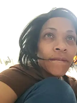 mariah2299 online show from March 27, 10:33 pm