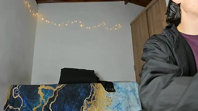 Tristan fantasycam online show from April 22, 9:32 pm