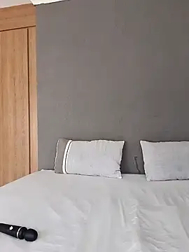 Jazmine-Blue online show from December 29, 12:23 pm