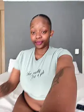 Snapshot of Jazmine-Blue chatting on July 8, 10:16 am Jazmine-Blue online show from July 8, 10:16 am