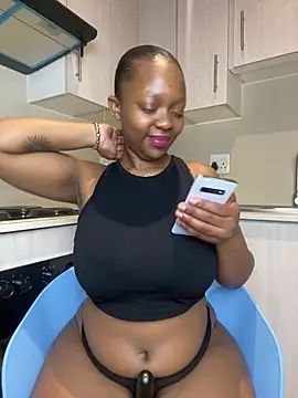 Snapshot of Jazmine-Blue chatting on July 10, 10:43 pm Jazmine-Blue online show from July 10, 10:43 pm