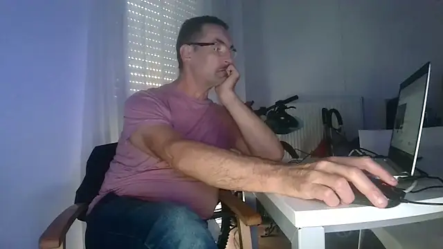 francky-libertin online show from April 15, 6:01 pm