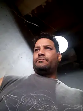 hecwil8 online show from February 21, 1:46 pm