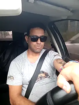 Snapshot of hecwil8 chatting on October 17, 11:34 am hecwil8 online show from October 17, 11:34 am