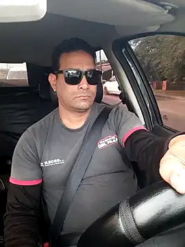 Snapshot of hecwil8 chatting on October 28, 11:42 am hecwil8 online show from October 28, 11:42 am