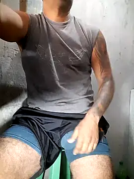 hecwil8 online show from March 20, 12:50 pm