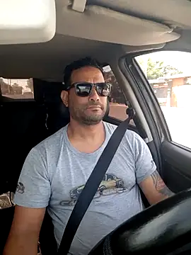 Snapshot of hecwil8 chatting on November 19, 12:05 pm hecwil8 online show from November 19, 12:05 pm