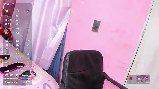 shenielxx online show from June 2, 2:44 am