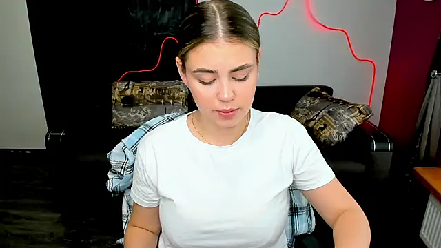 Snapshot of IsabellaBler chatting on September 14, 6:14 am IsabellaBler online show from September 14, 6:14 am