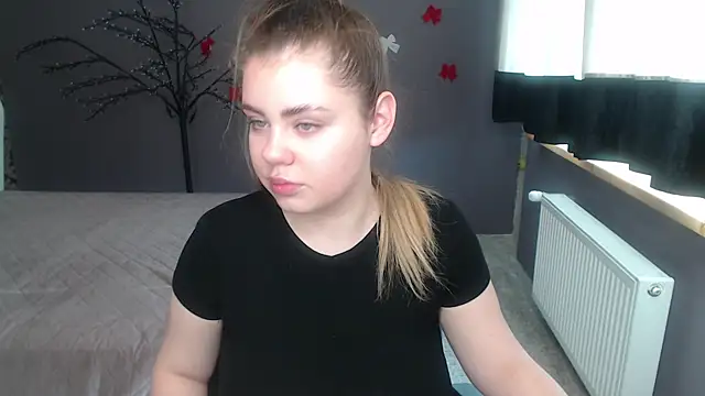 IsabellaBler online show from April 10, 5:36 am