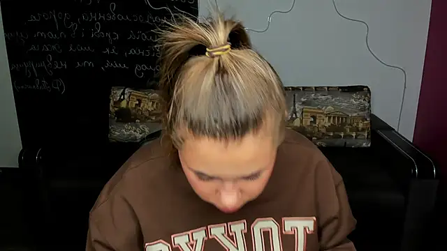 IsabellaBler online show from November 27, 6:47 am