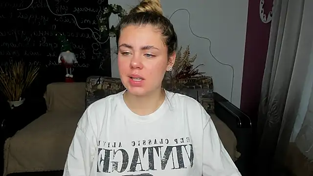 IsabellaBler online show from December 15, 6:52 am