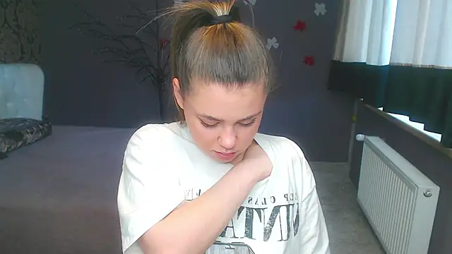 IsabellaBler online show from March 29, 11:56 am