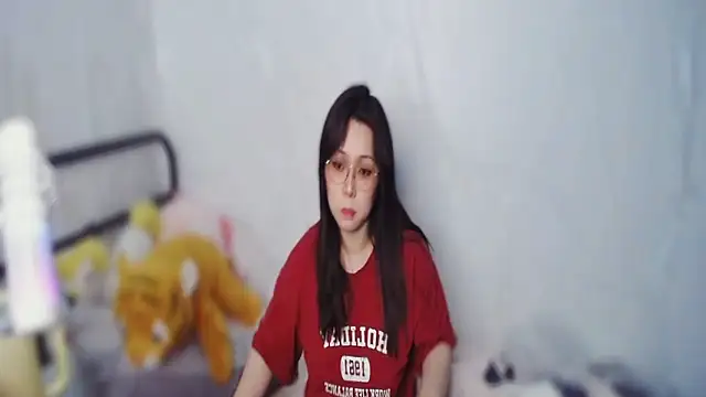 mememe 1006  online show from April 4, 8:59 pm