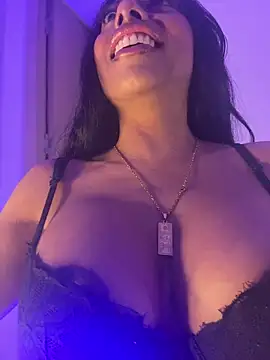 canela 10 online show from October 25, 2:22 am