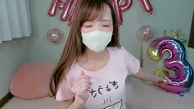 AKANE-- online show from March 13, 12:43 pm