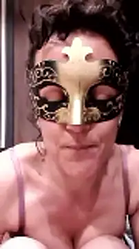 Masquegirlmysterious online show from February 21, 7:49 pm