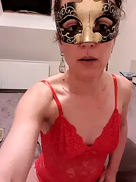 Masquegirlmysterious online show from April 8, 10:50 am