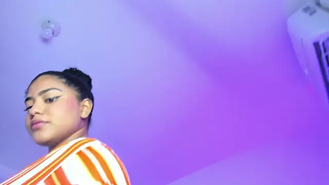 sharlot evans  online show from November 29, 1:55 pm